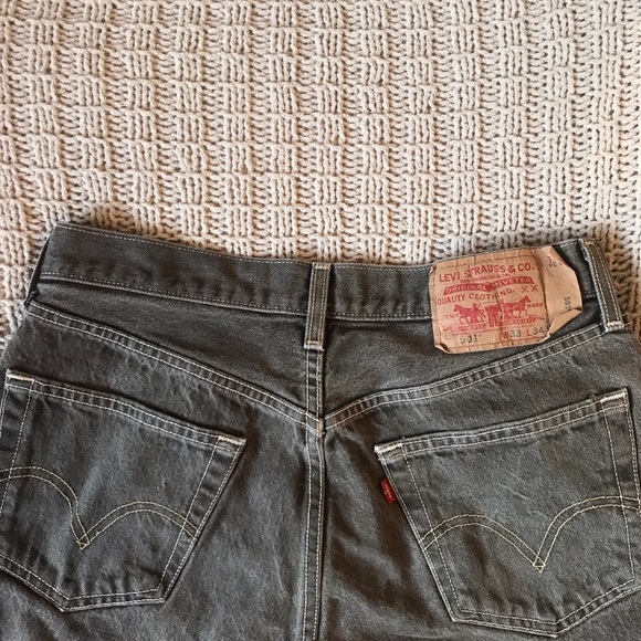 Levi Jeans - Picture 3 of 4